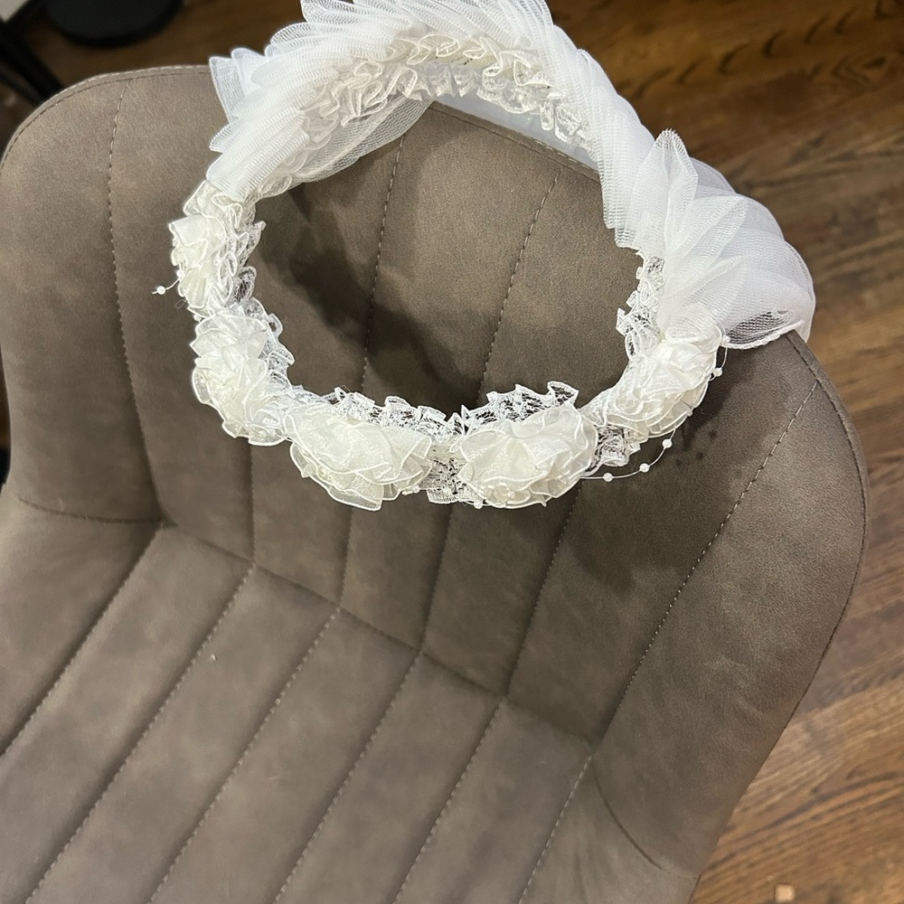 Elegant White Floral Headband